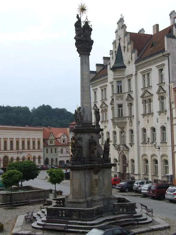 ***  Hotel Bily Kun Karlovy Vary Csehország