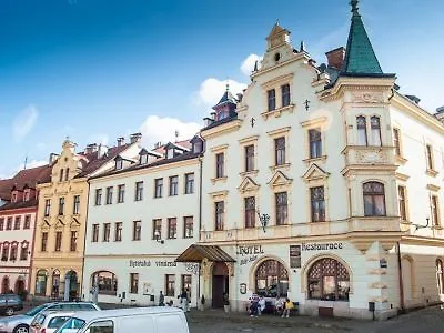 Hotel Bily Kun Karlovy Vary Csehország